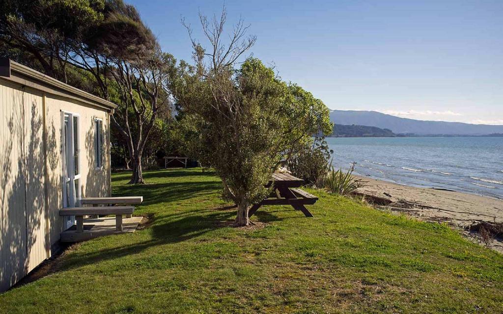 Pohara Beach Top 10 Holiday Park Room photo